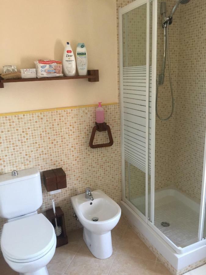 Casa Vacanze Elena Rometta Exterior foto