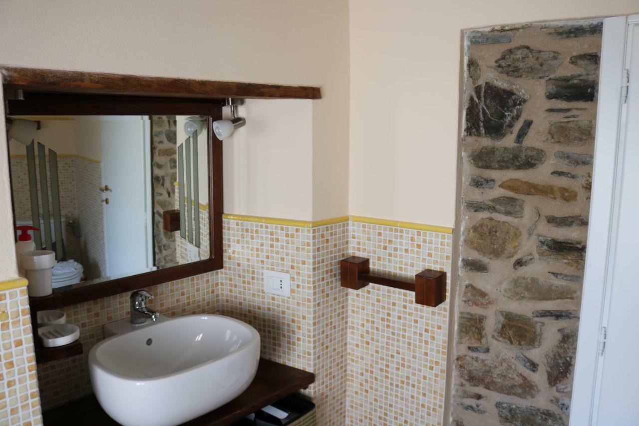 Casa Vacanze Elena Rometta Exterior foto