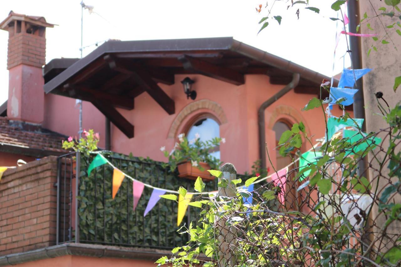 Casa Vacanze Elena Rometta Exterior foto